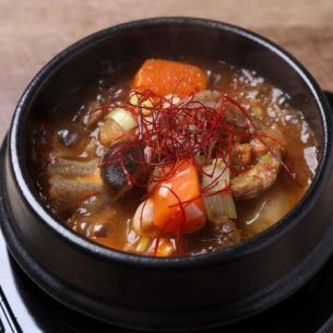 和牛スジ煮込み