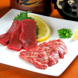 Horsemeat sashimi (Ruibe)