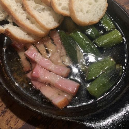 Okra and Bacon Ajillo