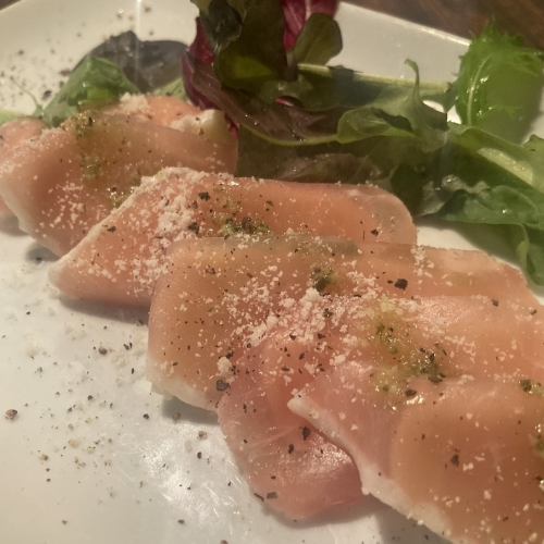 生ハムとモッツァレラのカプレーゼ仕立て