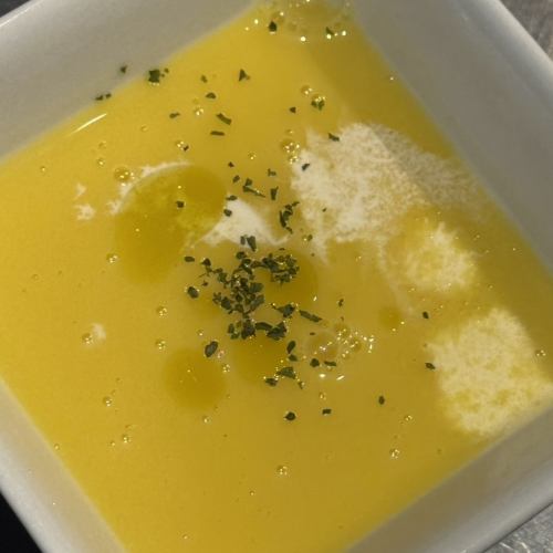 カボチャのポタージュスープ