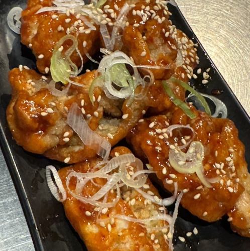 ヤンニョムチキン ネギまみれ