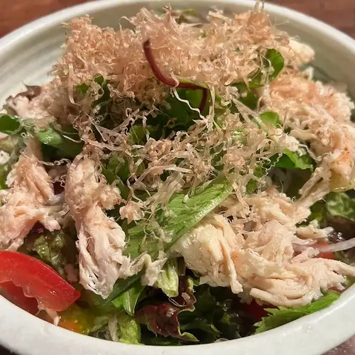 凱薩沙拉佐義大利燻火腿和溏心蛋 / 根莖蔬菜沙拉配炸牛蒡和蓮藕 / 蒸雞白蘿蔔沙拉佐梅子和紫蘇