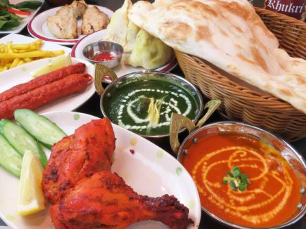 《スペシャルパーティーセット》4種のカレーやタンドリーチキンなど2H食べ飲み放題4000円(税込)