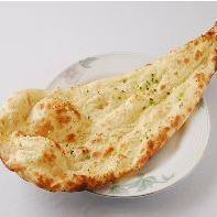 ガーリックナン