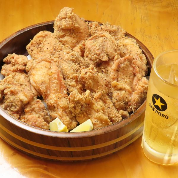 【これだけは注文して！】和田ちゃんの巨大から揚げ　1個199円(税込219円)