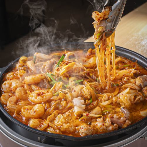 ≪釜山発祥！≫今話題の「ナッコプセ」が食べられる♪