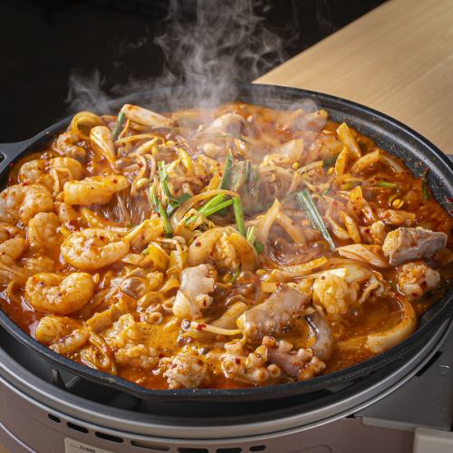 リーズナブルに食べられる！『ナッコプセ』