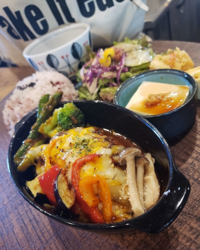 【限定10食】窯蔵手ごねチーズハンバーグプレート