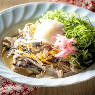 Grilled ramen with lots of green onions