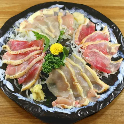 鹿児島の生産者から直送した地鶏・銘柄豚を門前仲町で