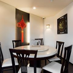 Surrounding the round table on the 3rd floor ★ This is also a completely private room ★