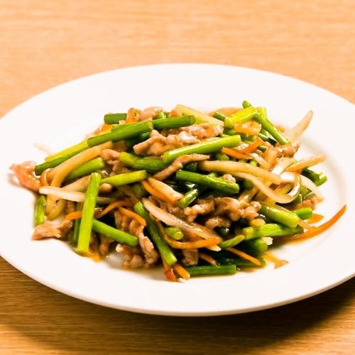 豚肉のチンジャオロース