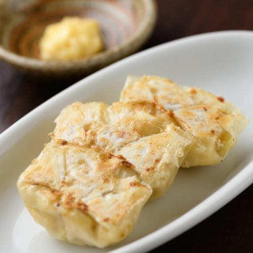 《ランキング3位》鶏チーズ餃子［焼き・揚げ］【3個】