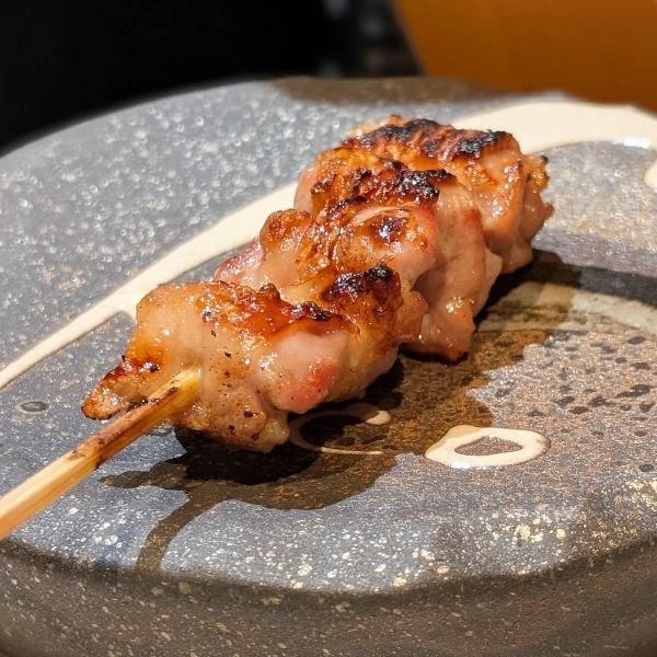 【定番串から希少部位、野菜串までご用意】焼鳥とワインは合うんです！ペアリングのご相談、是非お気軽に♪