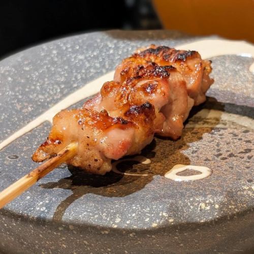 【定番串から希少部位、野菜串までご用意】焼鳥とワインは合うんです！ペアリングのご相談、是非お気軽に♪