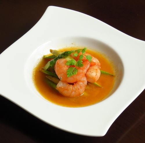 海老のピリ辛すっぱいバターソテー