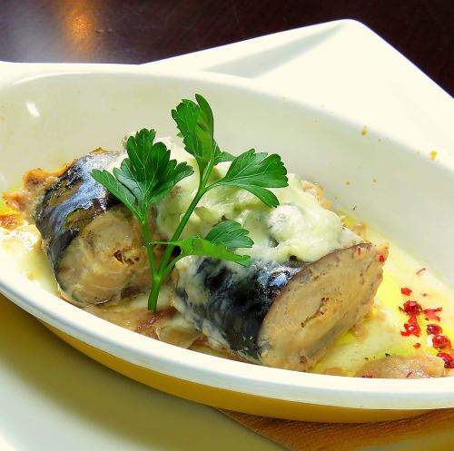 サバ缶のゴルゴンゾーラ焼き