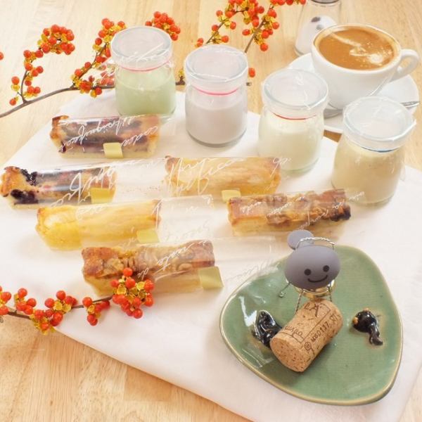 Desserts using seasonal fruits are also on sale ♪ * The photo is for illustrative purposes only.