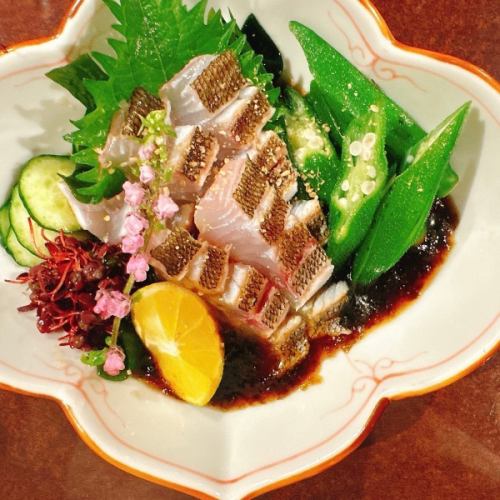 イサキ炙り刺しと夏野菜の海苔酢和え