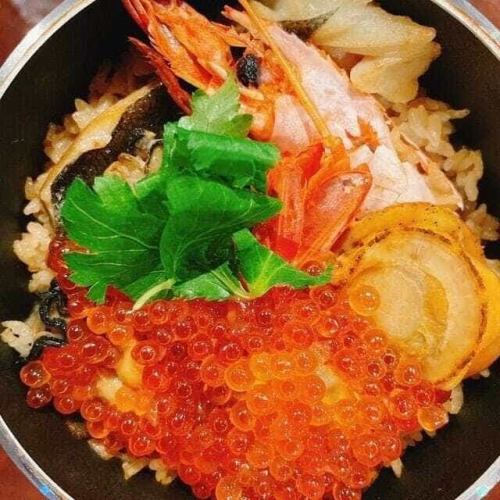 〈看板商品〉海鮮釜めし