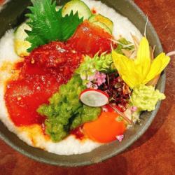 生マグロキムチとめかぶとろろ山かけ