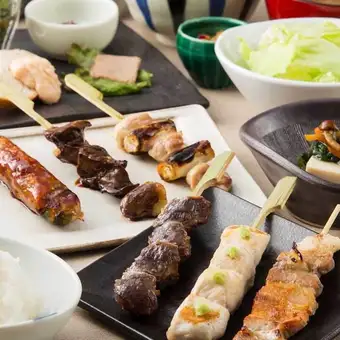 【お手軽コースに♪】うまや自慢の極上本格炭火焼とり6本コース飲み放題付5,000円（税込）