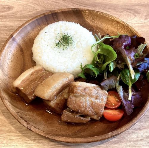 红烧肉拼盘饮料套餐