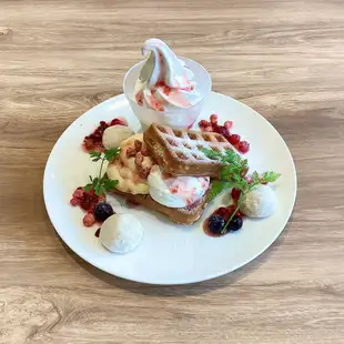 Berry Berry Waffle