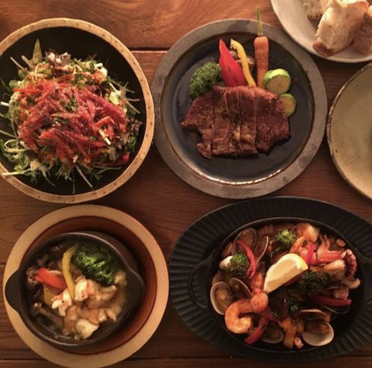 【スペイン産ワインも飲み放題】プルポ満喫コース【料理8品+90分飲放付】