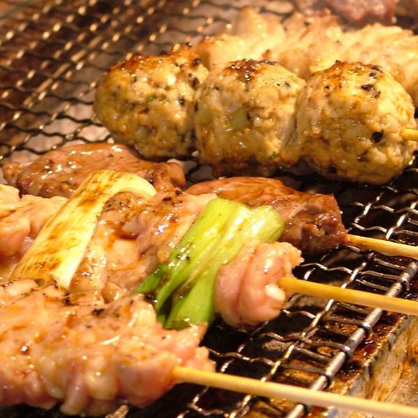 備長炭でじっくり焼いた極上の焼き鳥をリーズナブルに♪