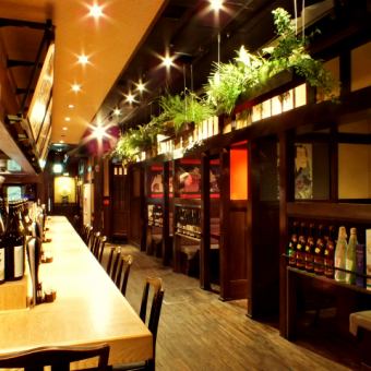 Counter seats are recommended for two people to drink comfortably ♪ Of course, table seats are available.Box-type table seats are for drinking parties with friends ◎ Please feel free to contact us ♪