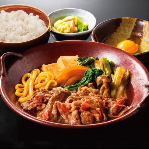 Sukiyaki set meal of specialty cherry blossom meat 1000 yen