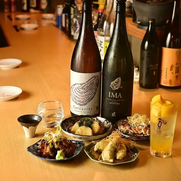 島食材をふんだんに使用した和洋折衷な“安仁屋飯”をご提供する【牡蠣と島の飯酒場 あに家】では貸切のご宴会も承ります♪飲み放題付きコースもご用意しておりますので人数等お気軽に店舗までお電話にてご連絡ください！