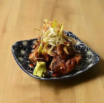 炙りソーキのわさび添え