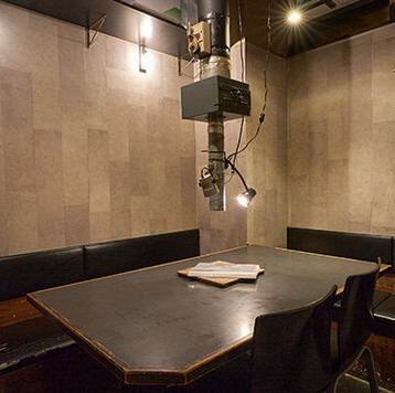 こだわり空間の店内でゆったりとした時間をお楽しみください!