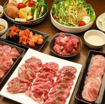 創業五十年の技が凝縮★秘伝ダレに絡む極上生ラム