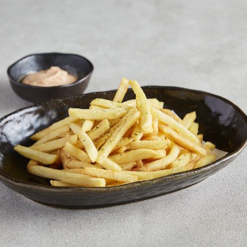 Dipping sauce French fries (Mentaiko mayonnaise/Kochu mayonnaise/Chili mayonnaise)