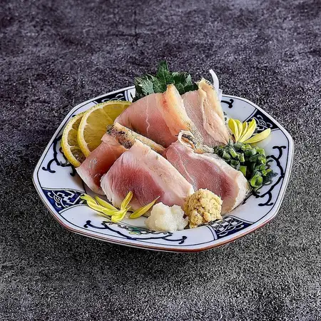 地鶏むね刺し