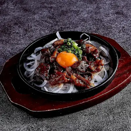 鶏ホルモン焼き