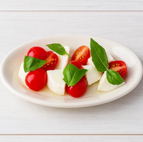 フレッシュトマトのカプレーゼ