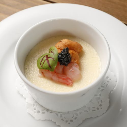 [Suitable for wine] Seafood flan