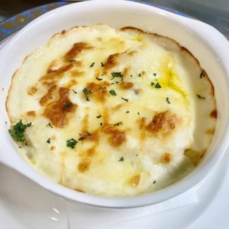 Cheese doria with homemade bechamel sauce