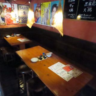 We accept reservations for 20 people or more.