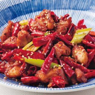 Stir-fried chicken with Sichuan chili pepper (Laziji chicken, ratu chi)