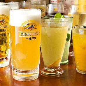 六本木地區【驚喜特價！！】生啤酒、葡萄酒等約50種飲品473日元（含稅）～