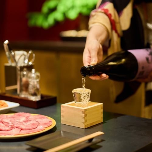 国産Ａ5ランク黒毛和牛の焼肉とお酒を最高の空間で♪