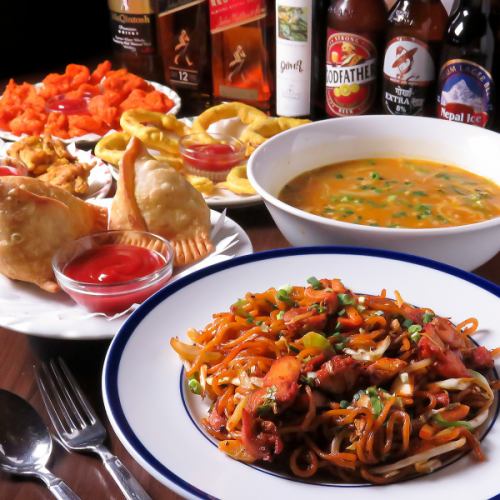 We offer a wide variety of dishes that go well with alcohol.