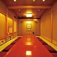 完全個室、6名様から12名様までご利用いただけます。