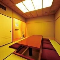 完全個室、3名様から8名様までご利用いただけます。